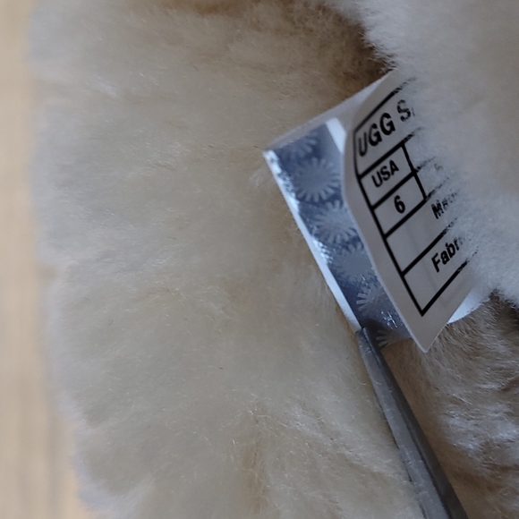 Ugg Adrianna Star Studded Lavender Youth Winter Snow Boots 1004864K - Picture 10 of 10